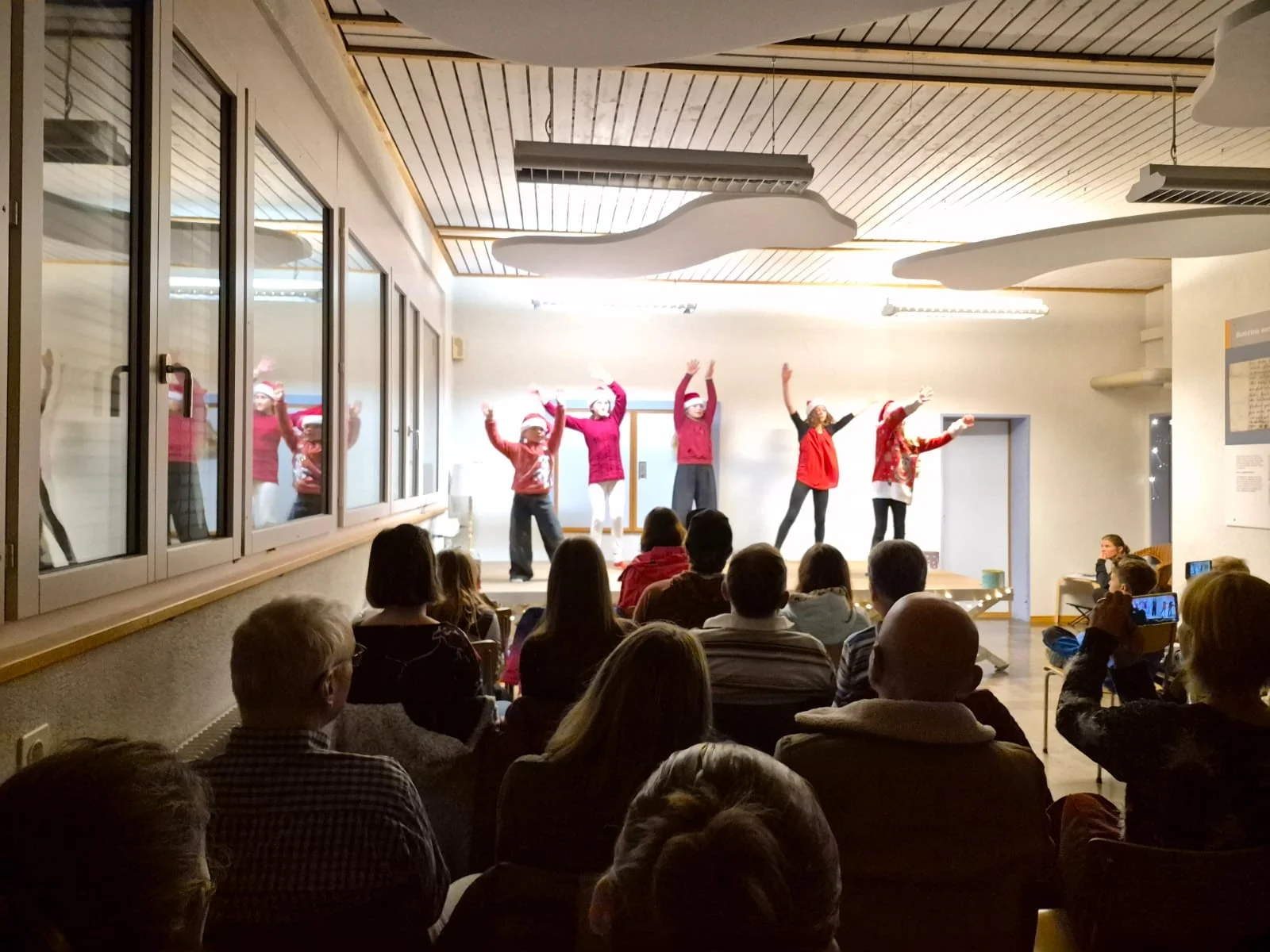 Weihnachtsvorführung in Bünzen