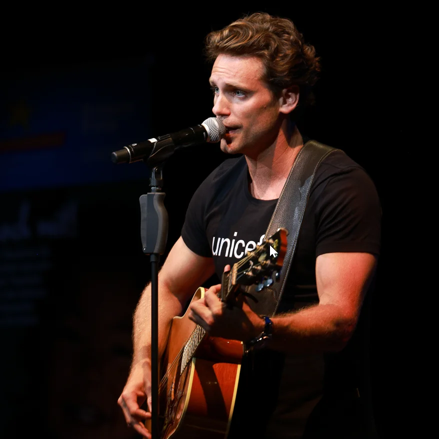 Bastian Baker